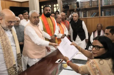 राज्यसभा चुनाव: नीतीश कुमार ने दाखिल किया नामांकन, अमित शाह समेत कई दिग्गज नेता रहे मौजूद