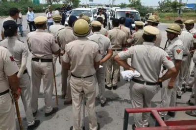 लातेहार में ड्रोन सर्वे पर बवाल | ग्रामीणों ने 8 पुलिसवालों को बनाया बंधक, पुलिस को करनी पड़ी फायरिंग